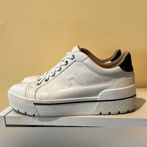 Authentic women Hermes Voltage sneaker